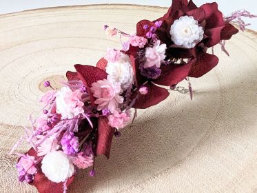 Barrette à cheveux fleurie pour coiffure de mariage en fleurs stabilisées bordeaux & blanches Betty par Flora Paris
