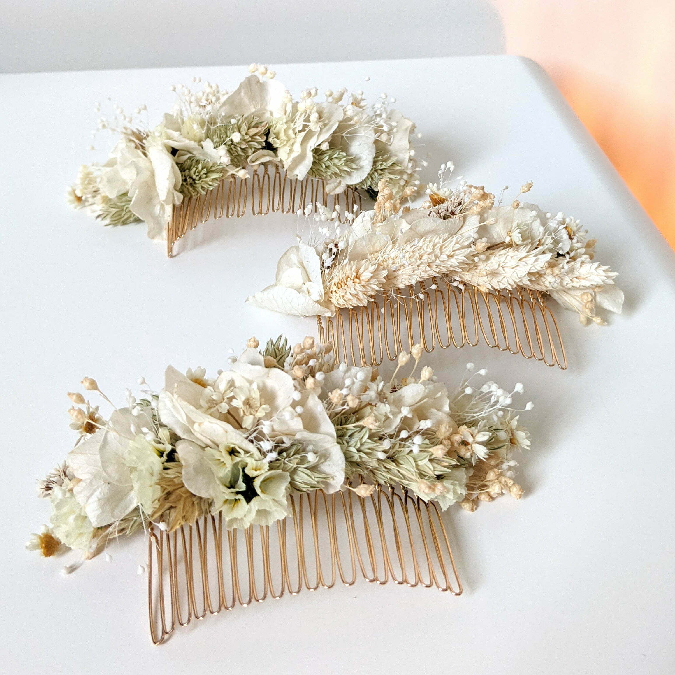 Accessoire de cheveux mariage bohème fleurs feuilles Lidia